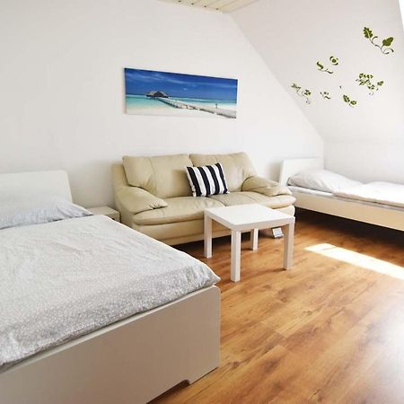 Cozy Worker Apartments Niederkassel Exterior foto