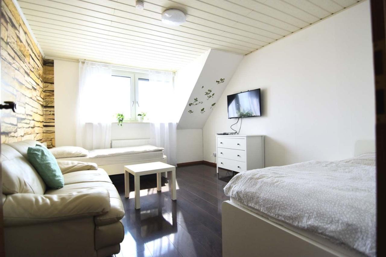 Cozy Worker Apartments Niederkassel Exterior foto