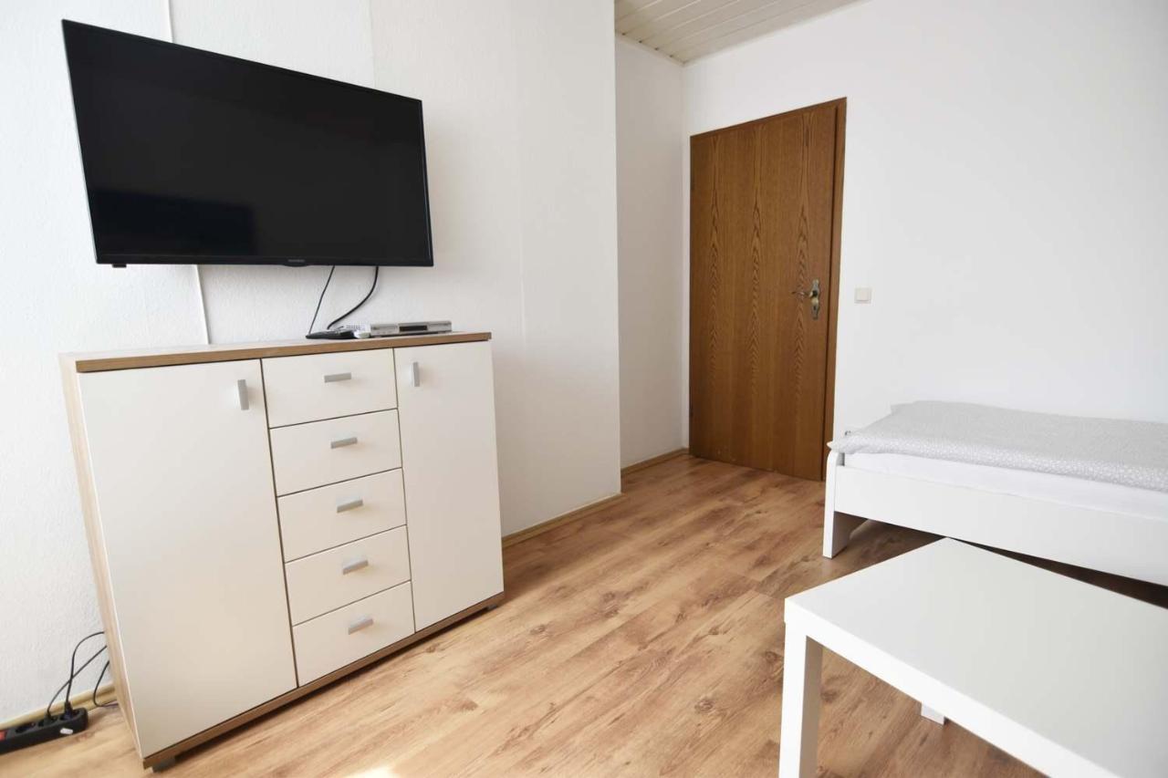 Cozy Worker Apartments Niederkassel Exterior foto