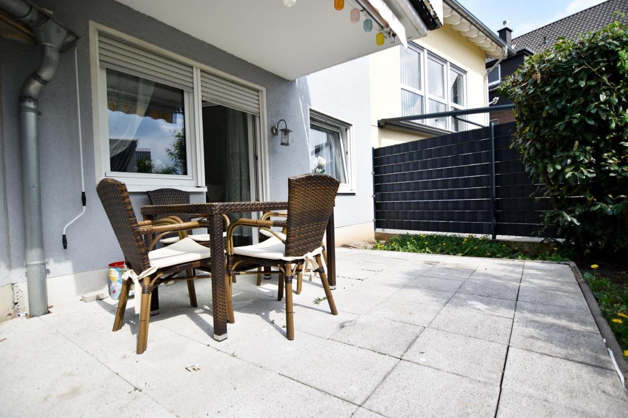 Cozy Worker Apartments Niederkassel Exterior foto